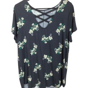 SALE Maurices Blue Relaxed Cut Out‎ Short Sleeve Floral Top Size XL